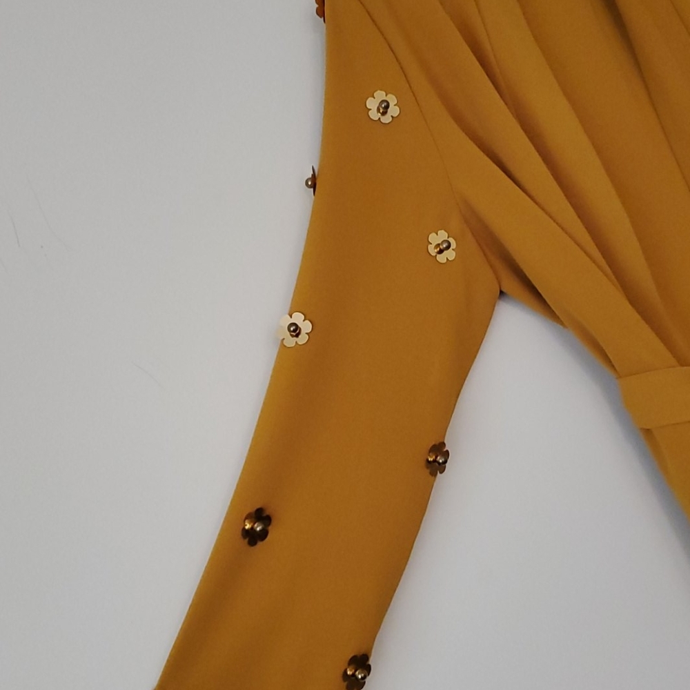 Tunic - Picture 2 of 5